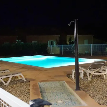 Appartement De 3 Chambres Avec Piscine Partagee Jardin Clos Et Wifi A Oletta A 3 Km De La Plage * Oletta (Corsica)